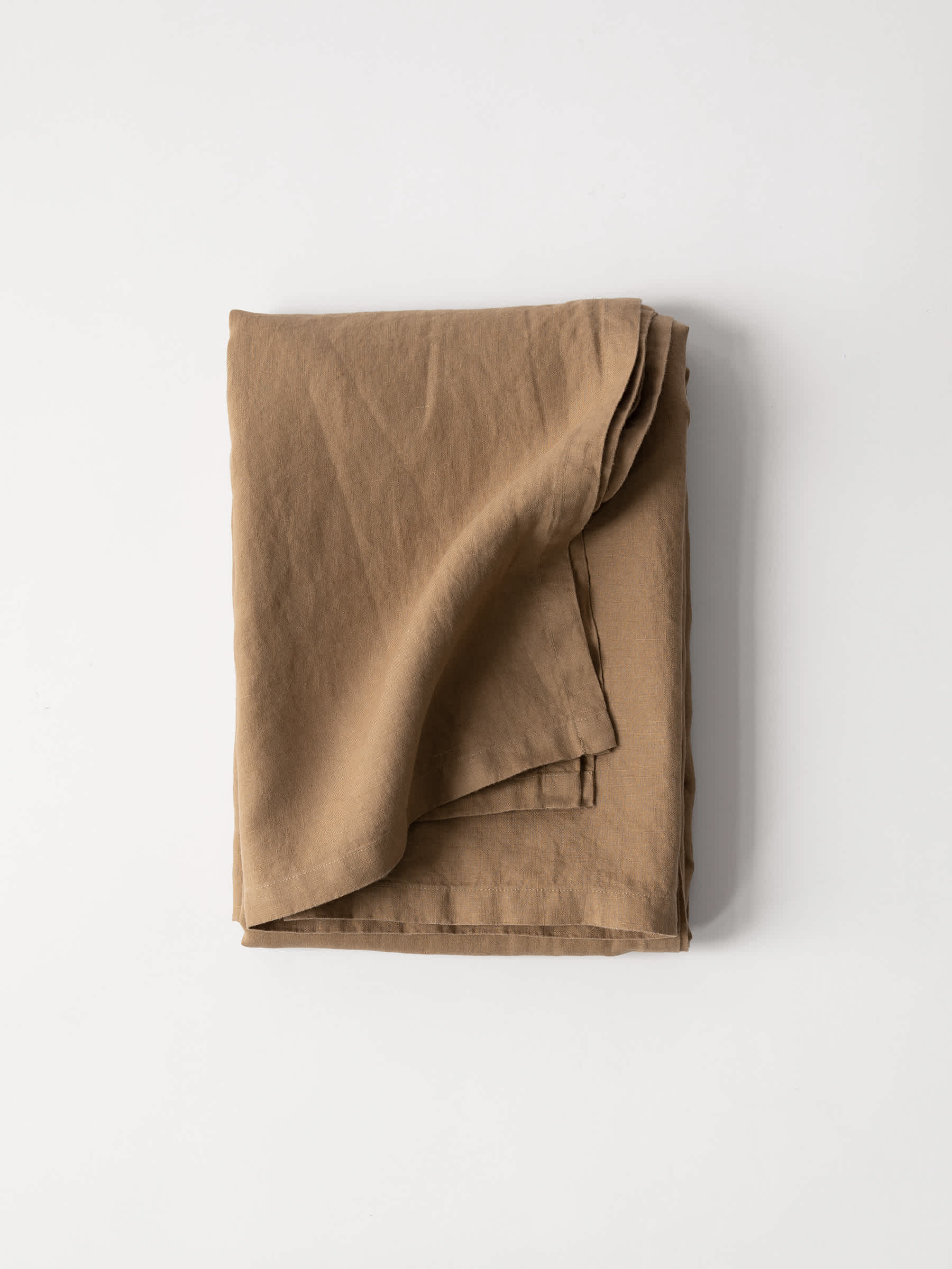 Tafellaken linnen 145 x 330 cm - hazelnoot